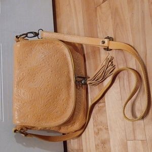 NOWT Italian leather cross body purse